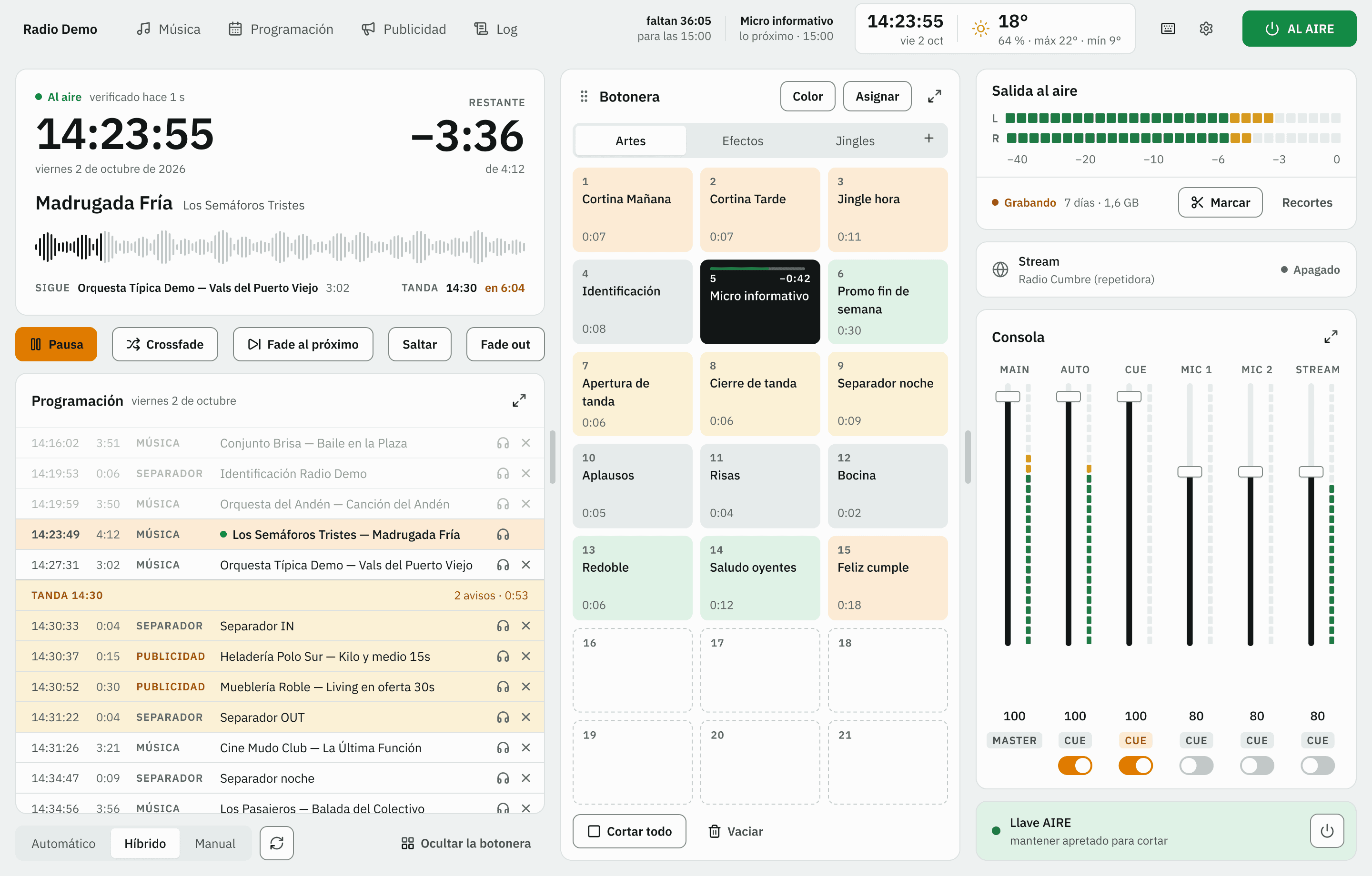 Airstrom: la pantalla principal, con lo que suena al aire, la botonera, la programación del día y la consola