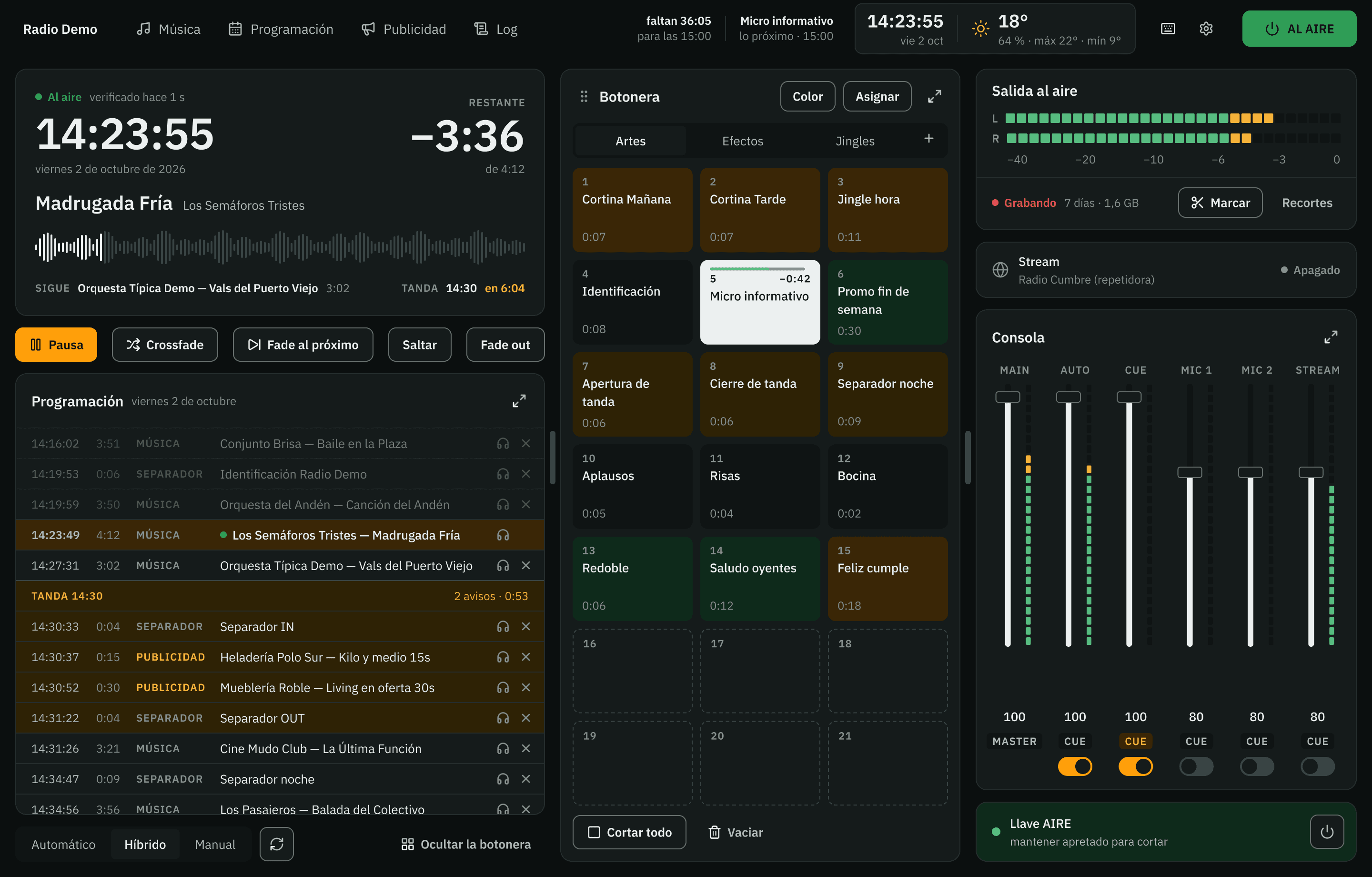 Airstrom: la pantalla principal, con lo que suena al aire, la botonera, la programación del día y la consola